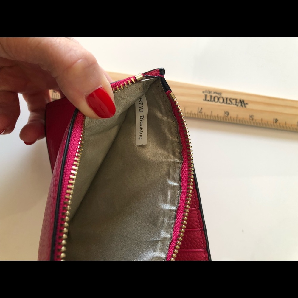 Wallet - Picture 4 of 5